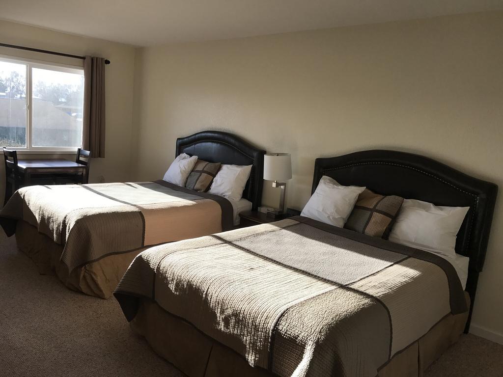 كلاماث فالز، أوريغون Townhouse Inn & Suites المظهر الخارجي الصورة