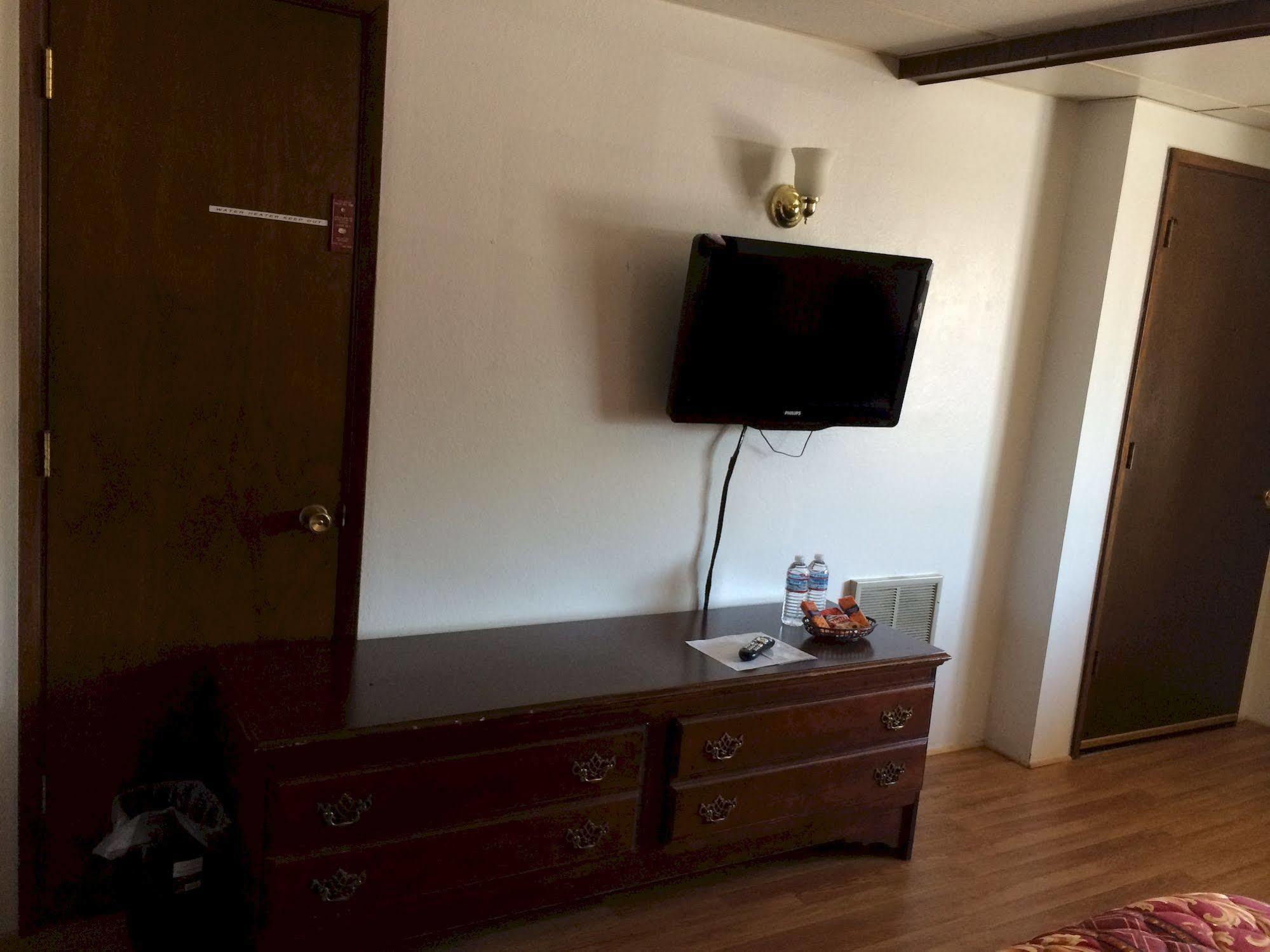 كلاماث فالز، أوريغون Townhouse Inn & Suites المظهر الخارجي الصورة