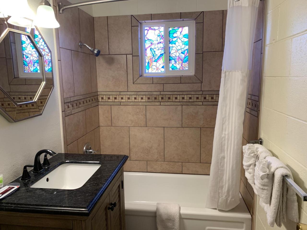 كلاماث فالز، أوريغون Townhouse Inn & Suites المظهر الخارجي الصورة